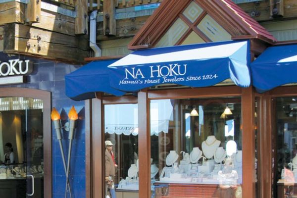 Exterior of Na Hoku jewelry shop